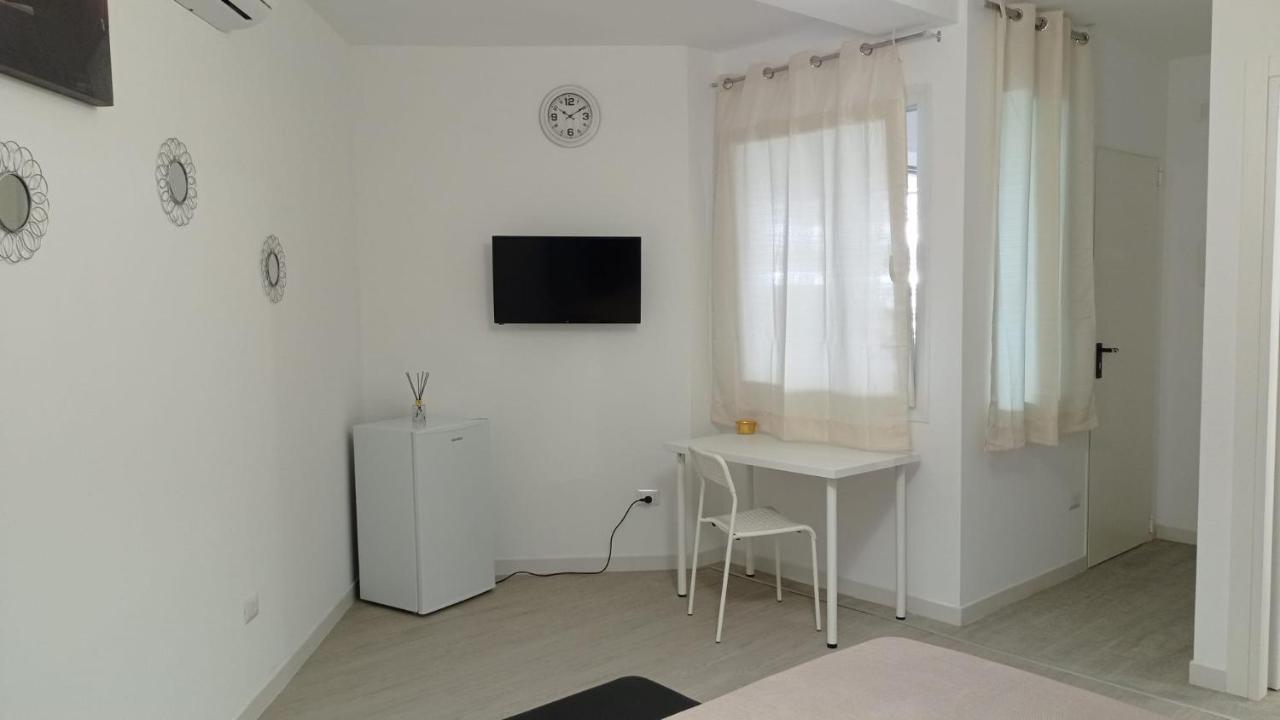 Rosa'S Rooms มาเตรา ภายนอก รูปภาพ