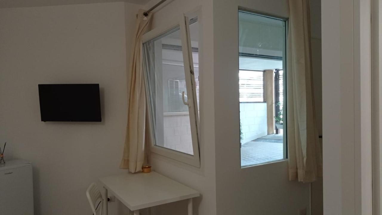Rosa'S Rooms มาเตรา ภายนอก รูปภาพ