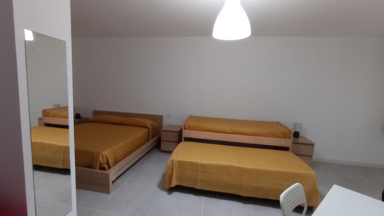 Rosa'S Rooms มาเตรา ภายนอก รูปภาพ