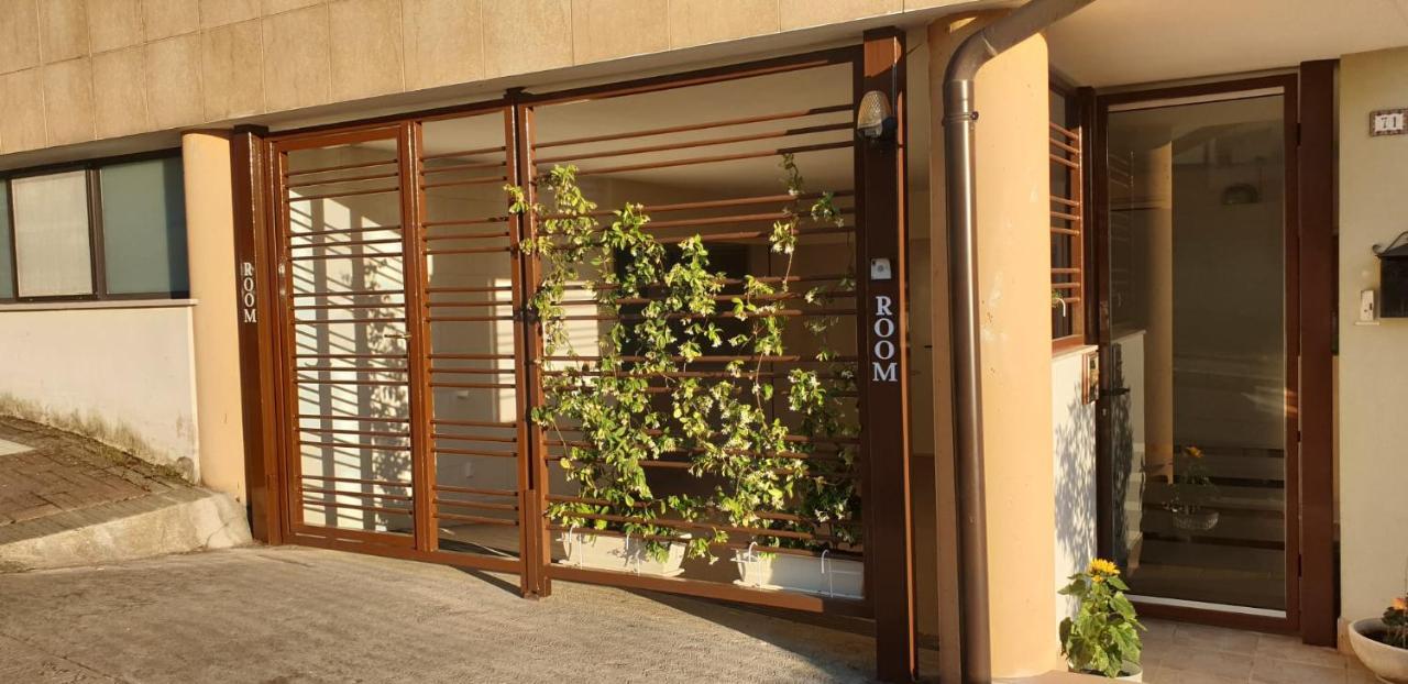 Rosa'S Rooms มาเตรา ภายนอก รูปภาพ
